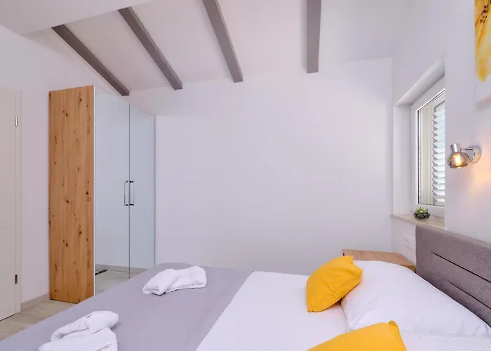 With A Parking Space Losinj, Losinj - 21417 Apartament *
