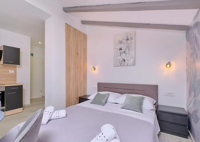 Apartament With A Parking Space Losinj, Losinj - 21417 *